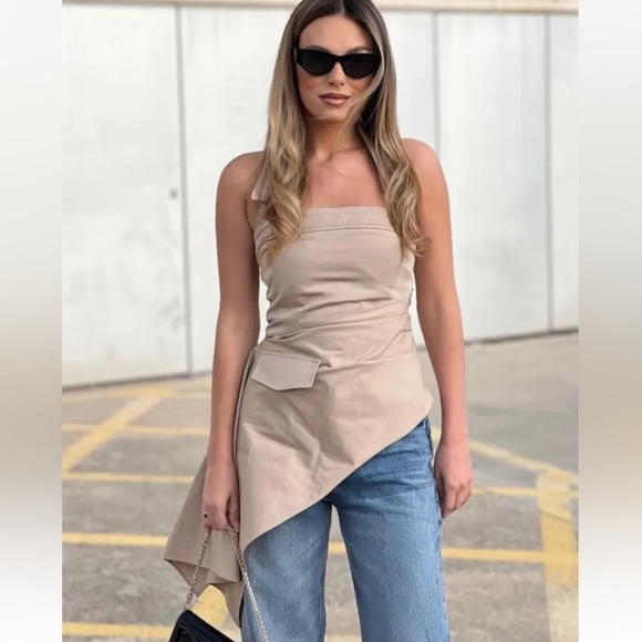 ZARA  beige asymmetric top - Picture 1 of 10